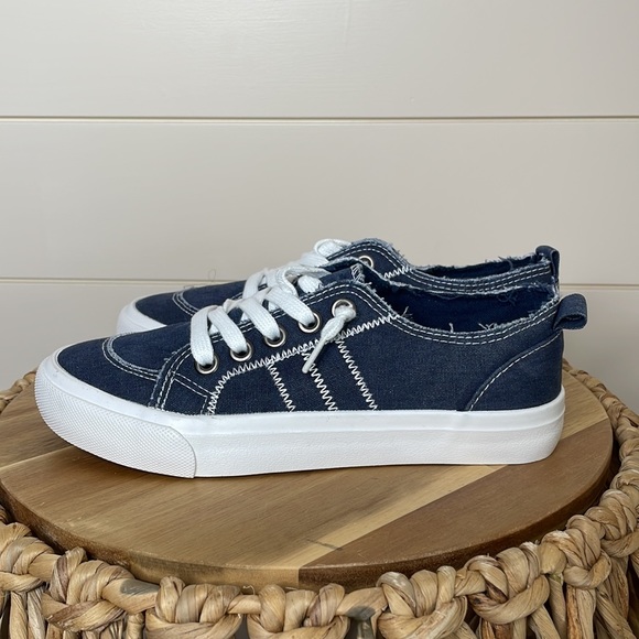 Jellypop Shoes New Jellypop Kory Comfort Fit Blue Jean Tennis Shoe